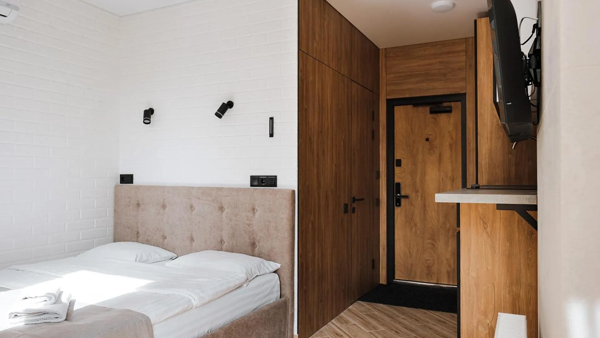 Cityapartments Kyiv Akademmistechko 0*,